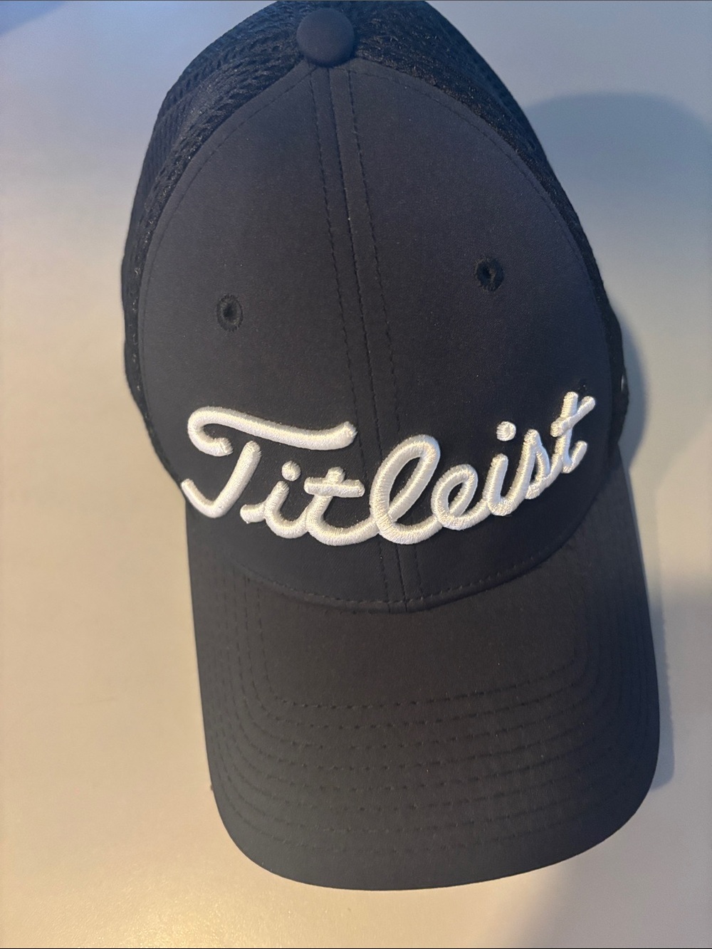 Black Titleist Pro V1 By New Era Fitted Hat Size Large-XLarge